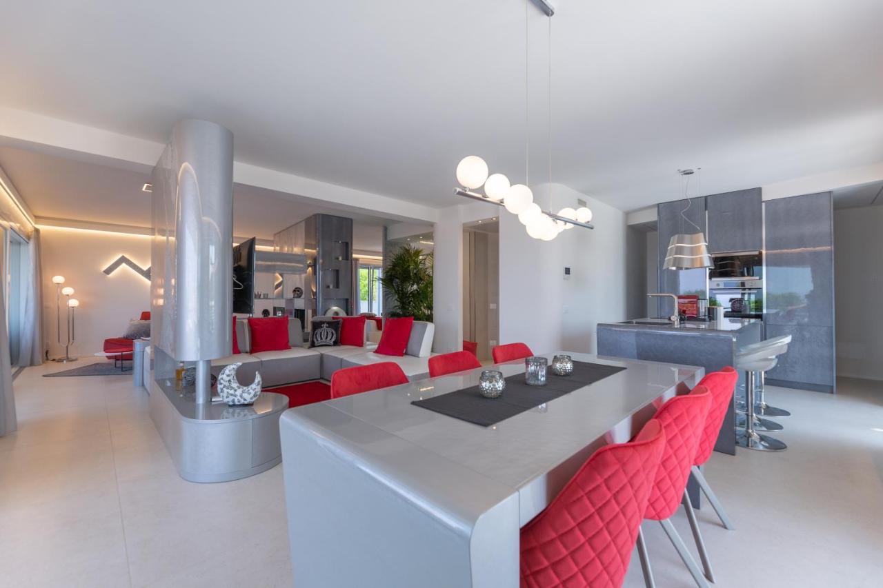 Magic Luxury Apartments บาร์โดลิโน ภายนอก รูปภาพ