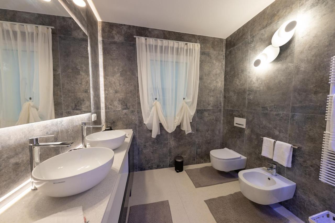Magic Luxury Apartments บาร์โดลิโน ภายนอก รูปภาพ